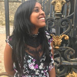 Meet your Posher, Hussna